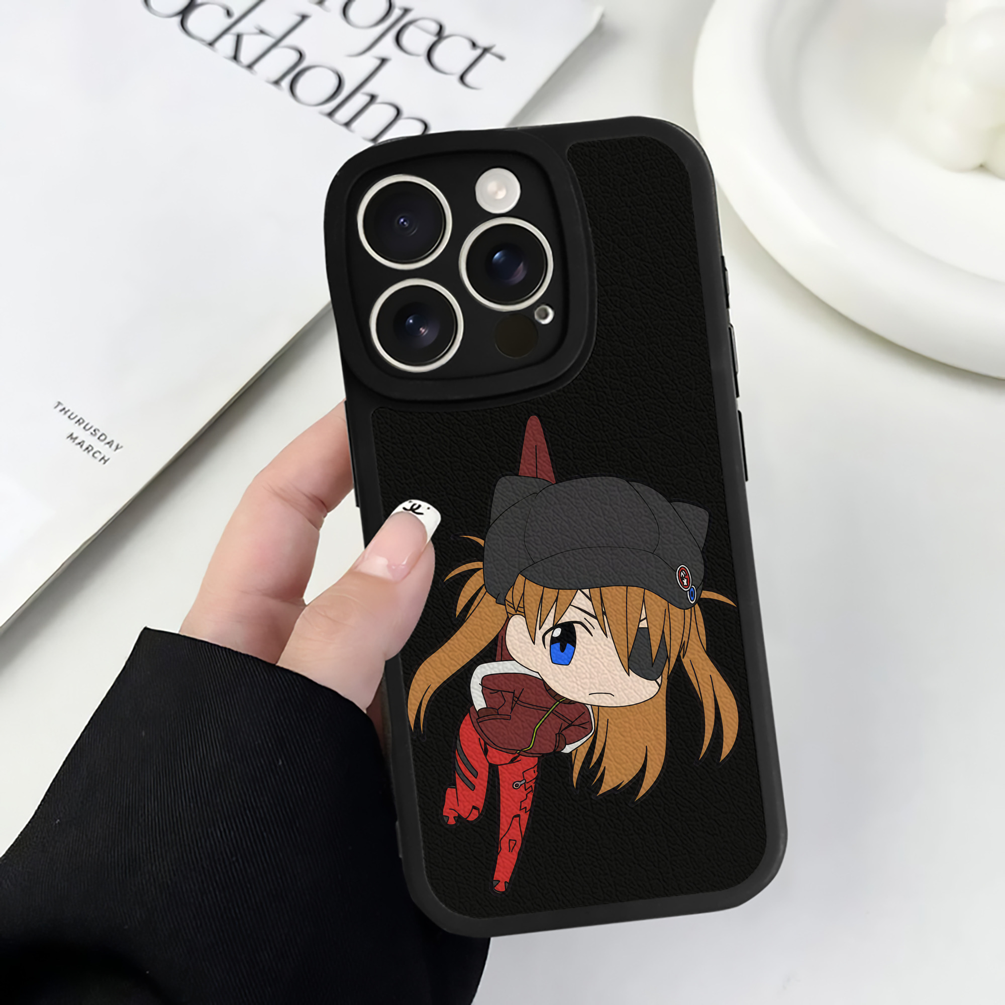 （画像用） EVA 新世紀エヴァンゲリオン 【iPhone 16シリーズ対応】シリコンスマホケース（レザー調） 材質：シリコン